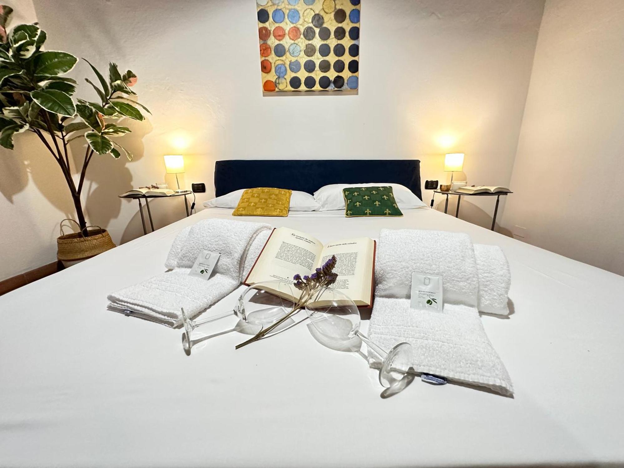 Appartement Luxurious View On Santa Croce à Florence Extérieur photo